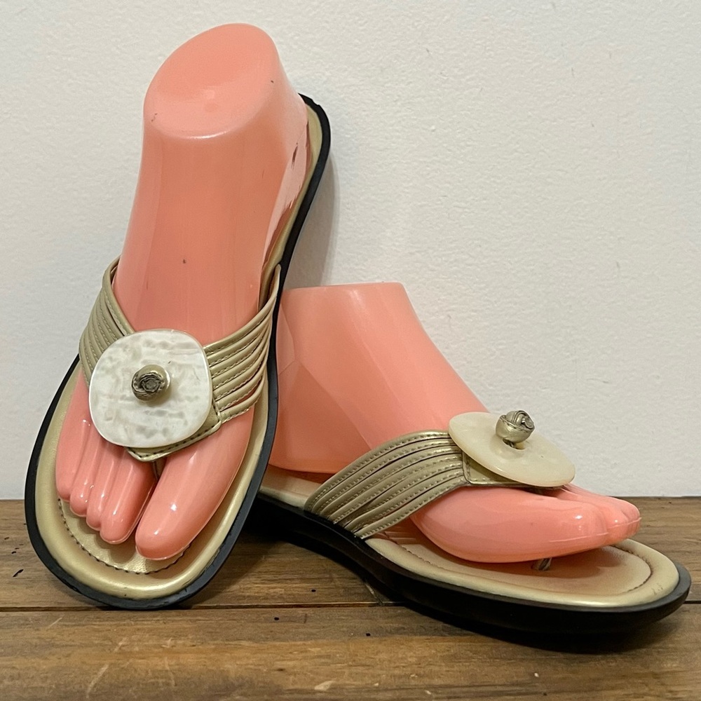 Vintage Liz Claiborne Strappy Thong Sandals Resortwear Beach Vacation